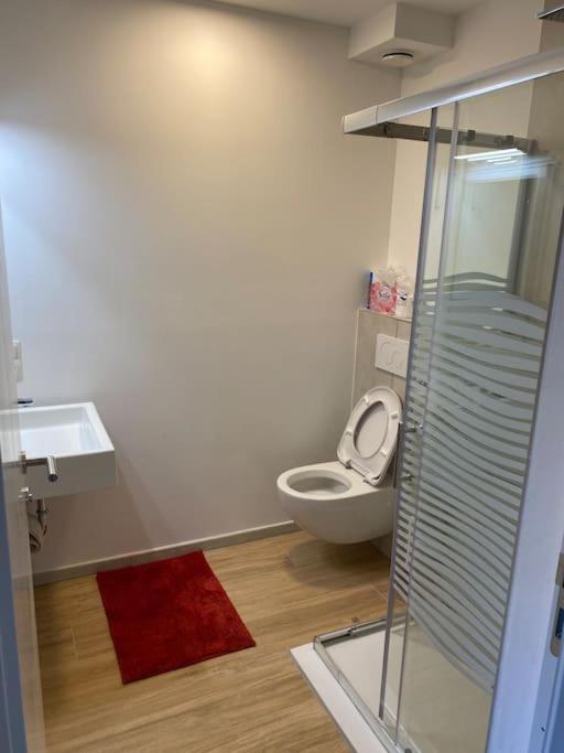Via Hofer Apartment Brunico Luaran gambar